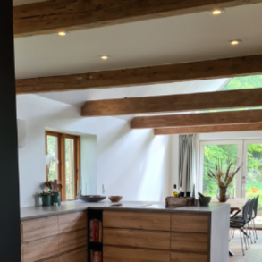 SPOTS, Ind & På bygning