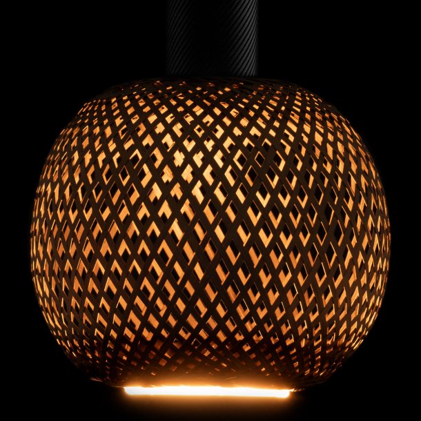 Bamboo Bronze Globe �180