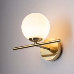 Aralia, vglampe med glaskuppel