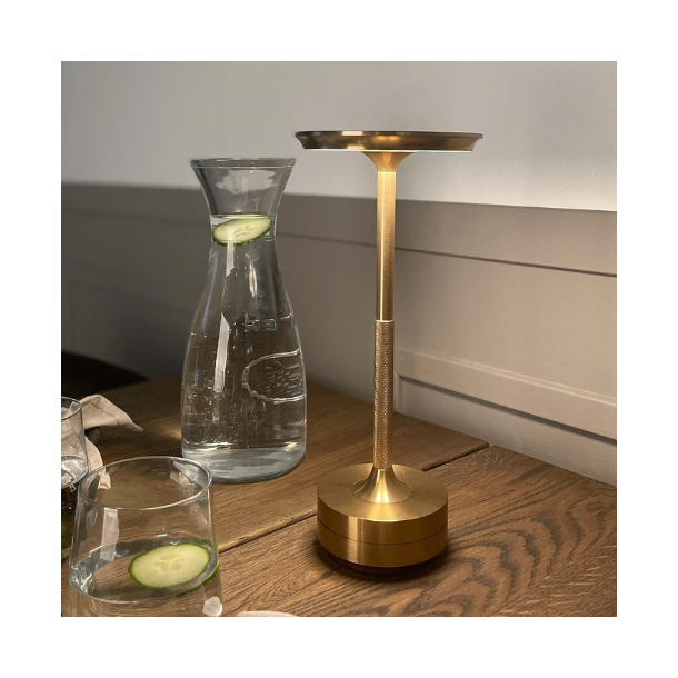 AVA Gold, genopladelig lampe