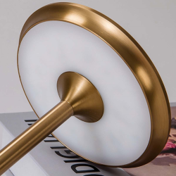 AVA Gold, genopladelig lampe