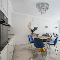 Cristal L, Krystallampe - lysekrone - med slv krans 