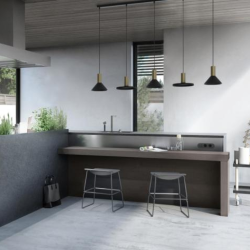 Hermanos V  Sort Messing