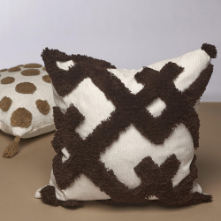 Ines Mocca, pudebetrk