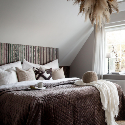 Ines Mocca, pudebetrk