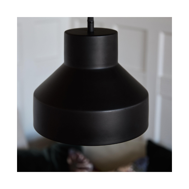 SOLO 23, mat sort, pendel til E27 pre