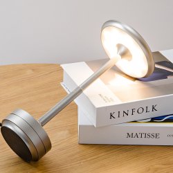 AVA Silver, genopladelig lampe