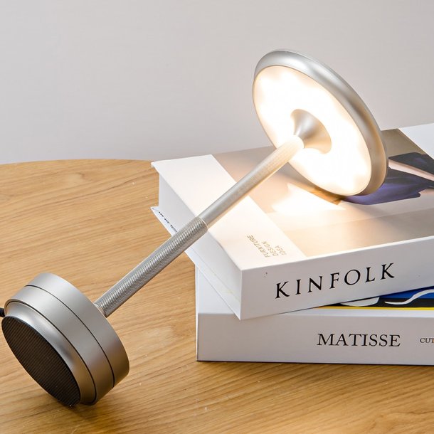 AVA Silver, genopladelig lampe